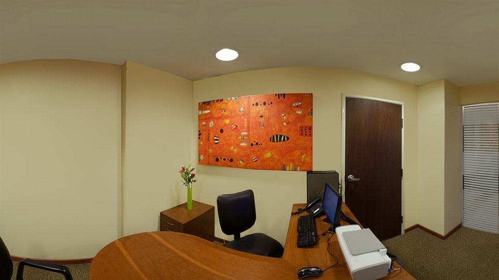 Fiesta Inn โคอาทซาโคลคอส ภายนอก รูปภาพ