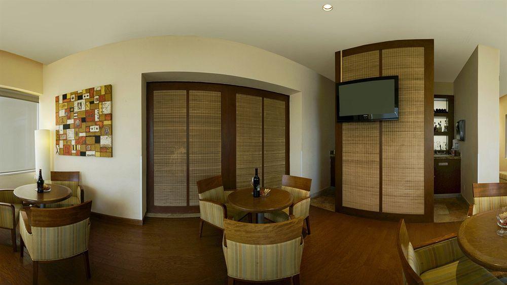 Fiesta Inn โคอาทซาโคลคอส ภายนอก รูปภาพ